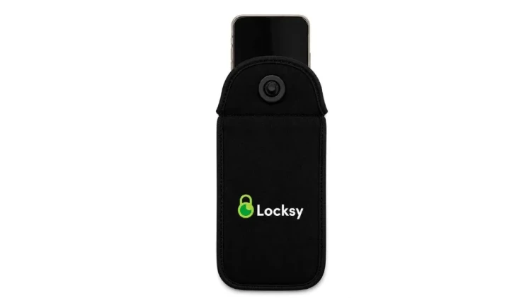 LOCKSY-Etui-blokujace-na-telefon-3.webp