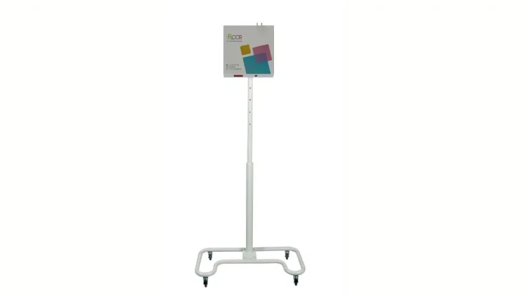Statyw-do-podlogi-interaktywnej-SmartFloor-2.webp